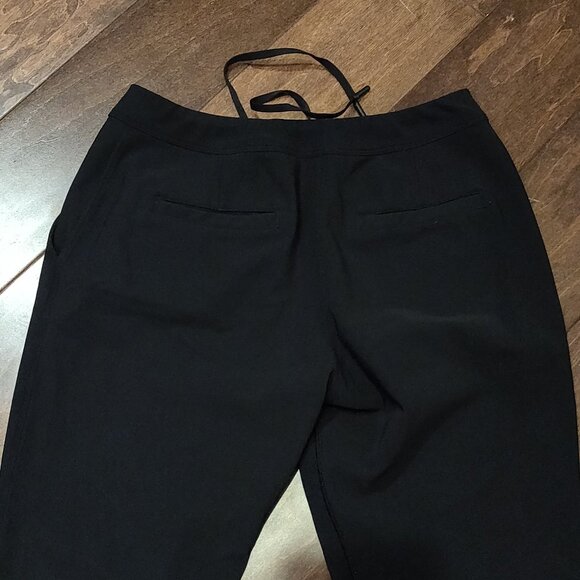 Lululemon Black Woven Crop Pant With Drawstring Waist Women's SIZE 4 - Picture 3 of 6